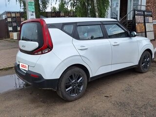 2022 Kia Soul III, белый, 2050000 рублей, вид 3