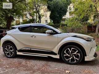 2017 Toyota C-HR I, белый, 1650000 рублей, вид 2