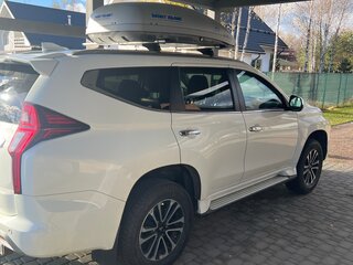 2022 Mitsubishi Montero Sport III Рестайлинг, белый, 3850000 рублей, вид 3