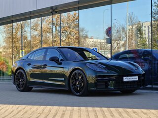 2026 Porsche Panamera GTS III, зелёный, 29500000 рублей, вид 4