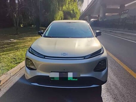 2026 Changan Qiyuan Q05 40.3 kWh II, серый, 1875000 рублей, вид 3