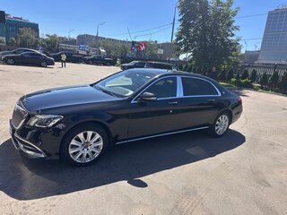 2019 Mercedes-Benz Maybach S-Класс 450 I (X222) Рестайлинг, чёрный, 4000000 рублей, вид 4
