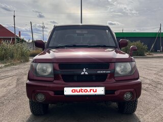 2004 Mitsubishi Pajero iO, красный, 900000 рублей, вид 3