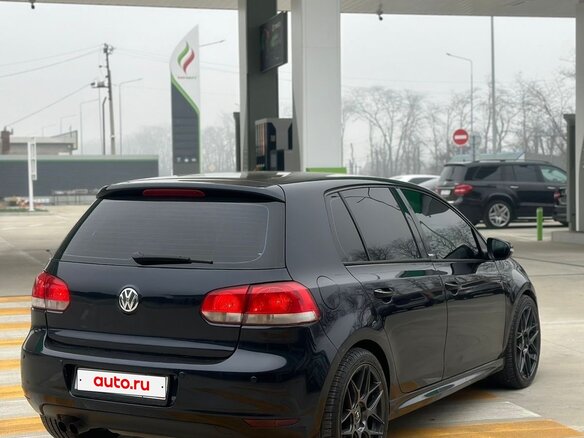 2011 Volkswagen Golf VI, синий, 800000 рублей - вид 2