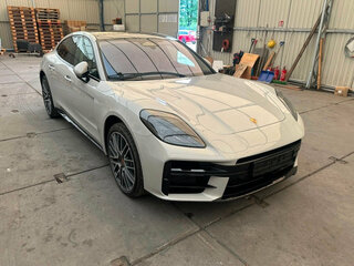 2026 Porsche Panamera 4 III, серый, 22990000 рублей, вид 3