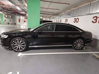 2018 Audi A8 Long 55 TFSI IV (D5), чёрный, 4500000 рублей, вид 3