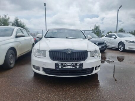 2012 Skoda Superb II, белый, 564000 рублей, вид 2