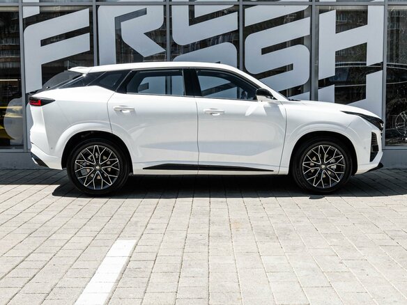 2026 Changan UNI-Z, белый - вид 4