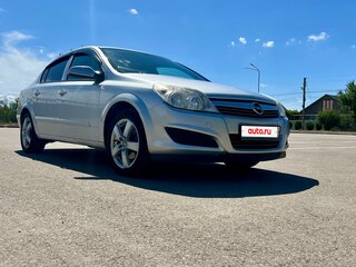 2008 Opel Astra H Рестайлинг, серебристый, 620000 рублей, вид 3