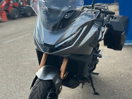 2026 Honda NT1100, серый, 2150000 рублей, вид 4
