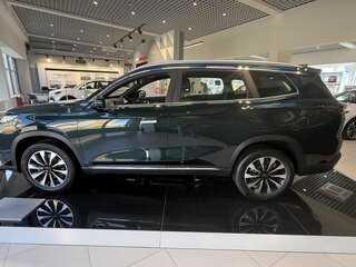 2026 Tenet T8, зелёный, 3099000 рублей, вид 3