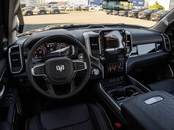 2026 Ram 1500 Crew Cab V Рестайлинг, чёрный, 10100000 рублей - вид 11