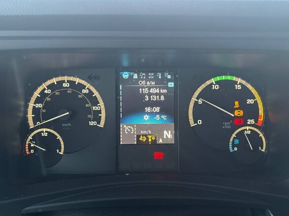 2023 Mercedes-Benz Actros, белый, 6300000 рублей - вид 8