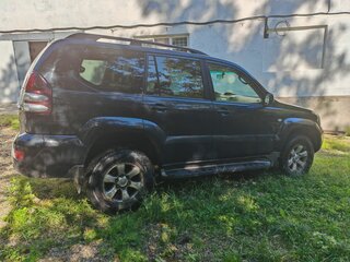 2006 Toyota Land Cruiser Prado 5-speed 120 Series, чёрный, 1800000 рублей, вид 3