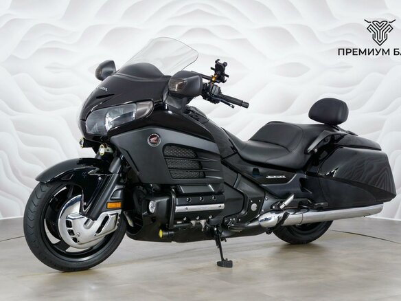 2014 Honda GL 1800 Gold Wing, чёрный, 1327000 рублей - вид 2