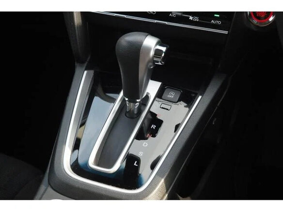 2022 Honda Shuttle II Рестайлинг, белый, 1115000 рублей - вид 16