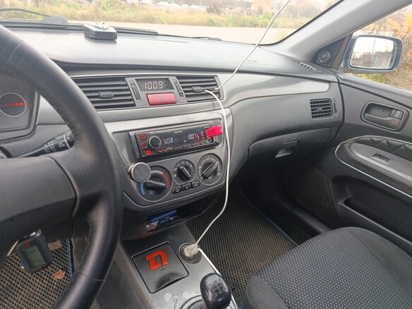 2006 Mitsubishi Lancer IX Рестайлинг, синий, 120000 рублей - вид 8