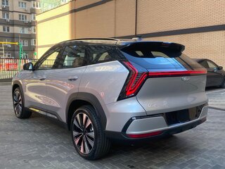 2026 Geely Atlas II, серебристый, 3150000 рублей, вид 5