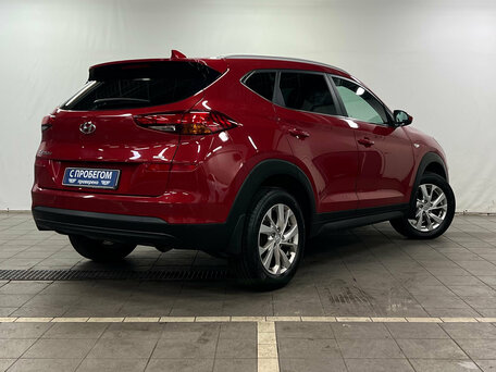 2018 Hyundai Tucson III Рестайлинг, красный, 2030000 рублей, вид 4