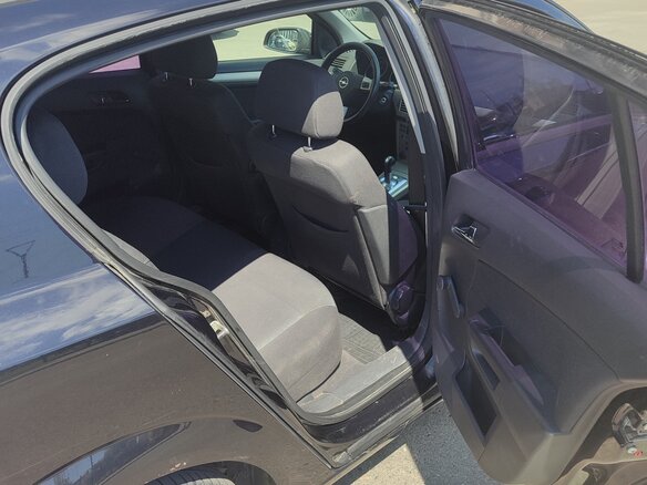 2008 Opel Astra H Рестайлинг, чёрный, 395000 рублей - вид 8