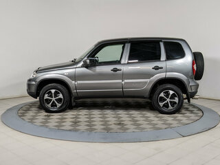 2020 Chevrolet Niva I Рестайлинг, серый, 649900 рублей, вид 4
