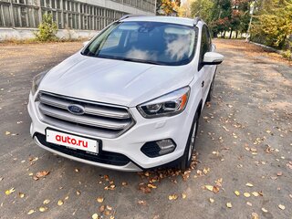2016 Ford Kuga II Рестайлинг, белый, 1440000 рублей, вид 5