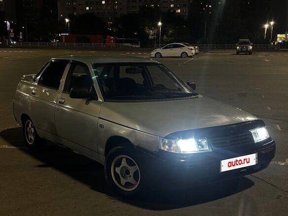 1999 Lada (ВАЗ) 2110, серебристый - вид 1