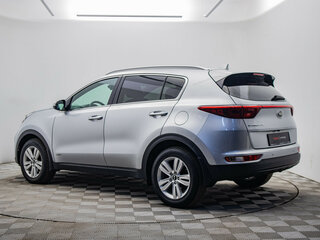 2018 Kia Sportage IV, серебристый, 1895000 рублей, вид 3
