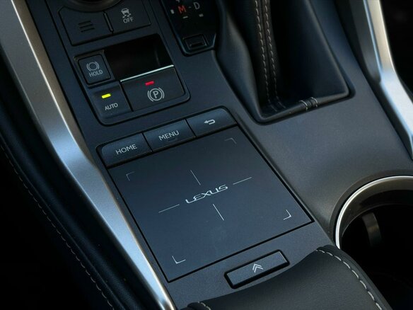2019 Lexus NX 300 I Рестайлинг, чёрный, 3370000 рублей - вид 22