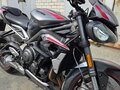 2020 Triumph Street Triple, серый, 1040000 рублей