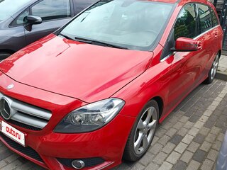 2014 Mercedes-Benz B-Класс 180 CDI II (W246) Рестайлинг, красный, 550000 рублей, вид 1