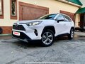2019 Toyota RAV4 V (XA50), белый