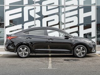 2018 Hyundai Solaris II, чёрный, 1414999 рублей, вид 5