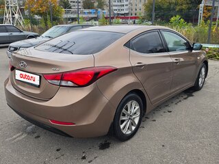 2015 Hyundai Elantra V (MD) Рестайлинг, коричневый, 855000 рублей, вид 3