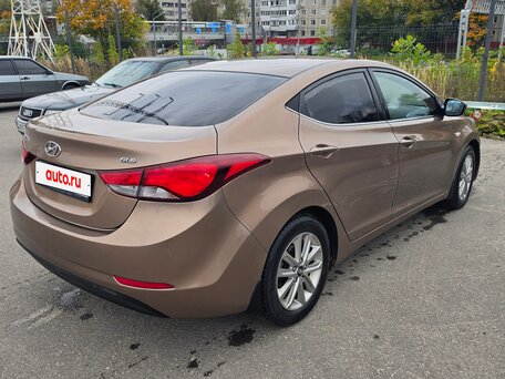 2015 Hyundai Elantra V (MD) Рестайлинг, коричневый, 855000 рублей, вид 3