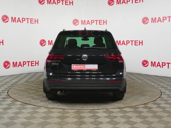 2019 Volkswagen Tiguan II, чёрный, 2213000 рублей - вид 6