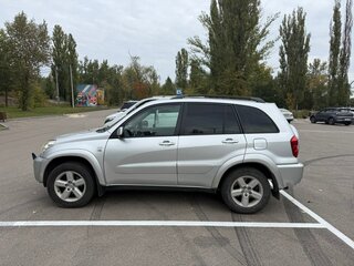 2004 Toyota RAV4 II (XA20) Рестайлинг, серебристый, 715000 рублей, вид 4