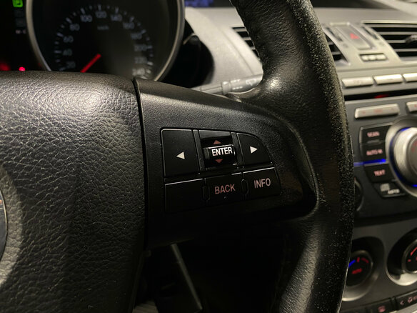2010 Mazda 3 II (BL), чёрный, 860000 рублей - вид 17