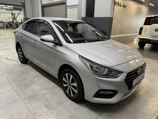 2018 Hyundai Solaris II, серебристый, 1180000 рублей, вид 3