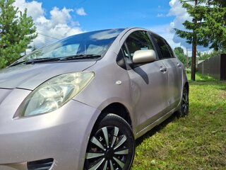 2005 Toyota Vitz II (XP90), розовый, 299999 рублей, вид 2
