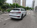 2025 Audi Q4 e-tron 40 I, серый, 4260000 рублей - вид 4