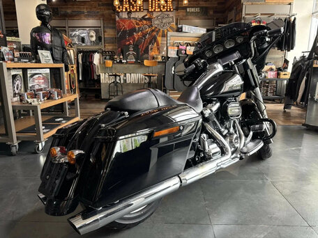 2016 Harley-Davidson Street Glide Special, чёрный, 1870000 рублей, вид 4