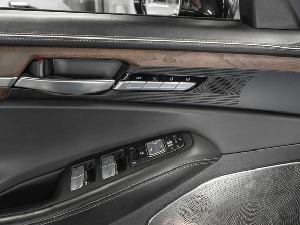 2019 Genesis G90 I Рестайлинг, чёрный, 2690000 рублей - вид 19