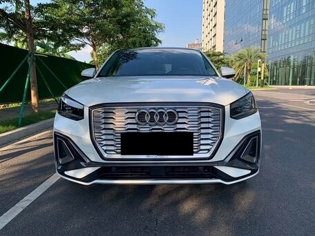 2021 Audi Q2 L e-tron I Рестайлинг, белый, 1730000 рублей, вид 2