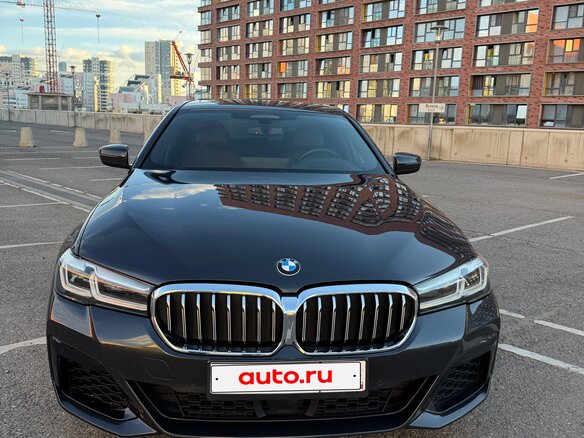 2022 BMW 5 серии 530i VII (G30/G31/G38) Рестайлинг, серый - вид 1