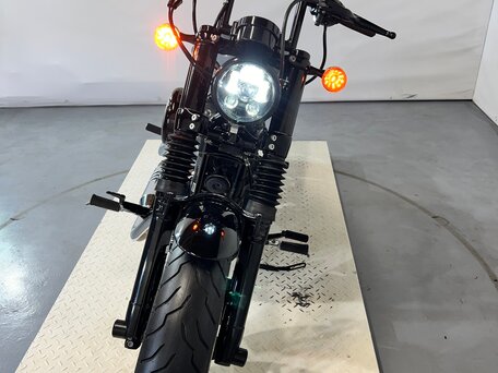 2017 Harley-Davidson Sportster 1200, серый, 760000 рублей, вид 3