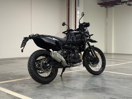 2026 Royal Enfield Himalayan, чёрный, 620000 рублей, вид 4