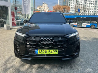 2025 Audi Q7 55 TFSI II (4M) Рестайлинг 2, чёрный, 11259000 рублей, вид 2