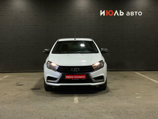 2020 Lada (ВАЗ) Vesta I, белый, 900000 рублей, вид 2