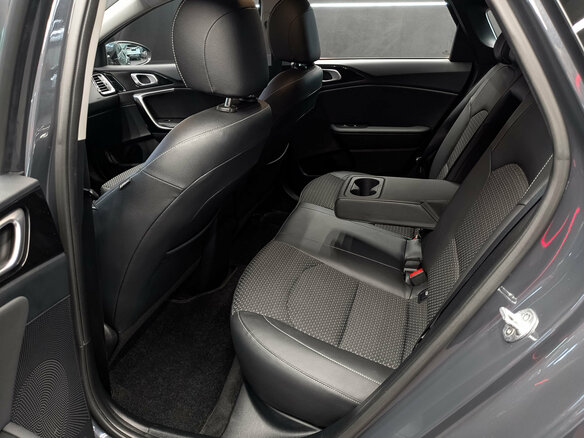 2020 Kia Ceed III, серый, 2190000 рублей - вид 17